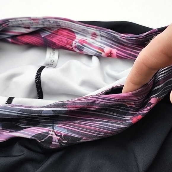 Pure & Simple Active Skort Black Pink Multi Floral Pattern Skirt Skort Size Med - Picture 3 of 14